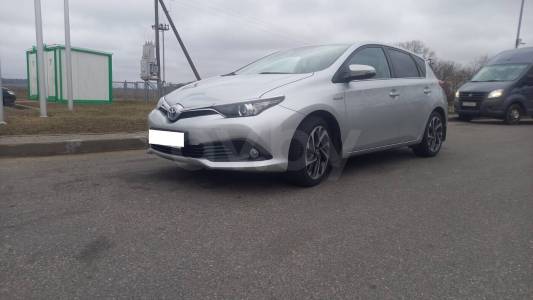 Toyota Auris II (E180) Рестайлинг