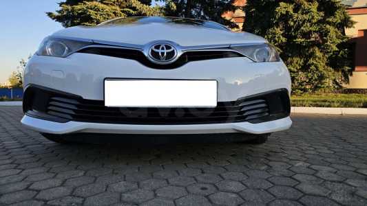 Toyota Auris II (E180) Рестайлинг