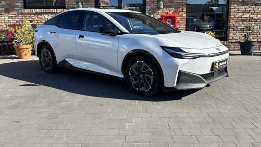 Toyota BZ3 I