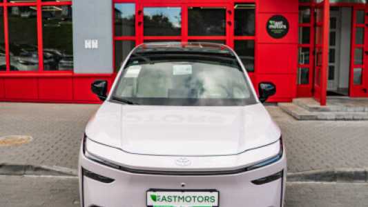 Toyota BZ3X , 2025, пробег 50 км
