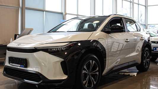Toyota BZ4X I