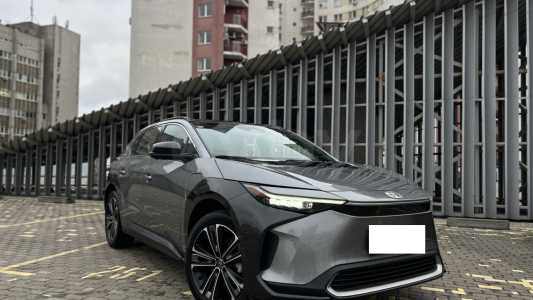 Toyota BZ4X I