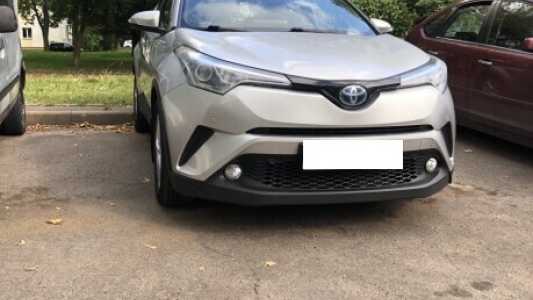 Toyota C-HR I, 2017, пробег 208102 км Toyota C-HR I, 2017, пробег 208102 км