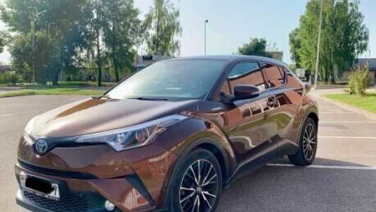 Toyota C-HR I, 2018, пробег 176000 км