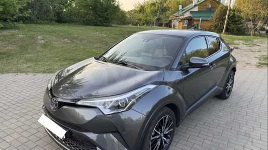 Toyota C-HR I