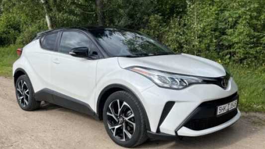 Toyota C-HR I Рестайлинг, 2019, пробег 59000 км Toyota C-HR I Рестайлинг, 2019, пробег 59000 км