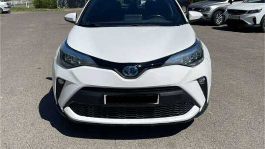 Toyota C-HR I Рестайлинг, 2020, пробег 93015 км Toyota C-HR I Рестайлинг, 2020, пробег 93015 км