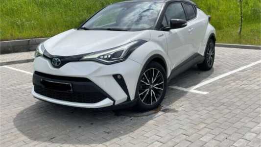 Toyota C-HR I Рестайлинг, 2020, пробег 99555 км Toyota C-HR I Рестайлинг, 2020, пробег 99555 км