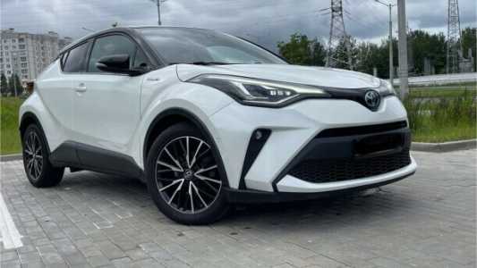 Toyota C-HR I Рестайлинг, 2020, пробег 99555 км Toyota C-HR I Рестайлинг, 2020, пробег 99555 км