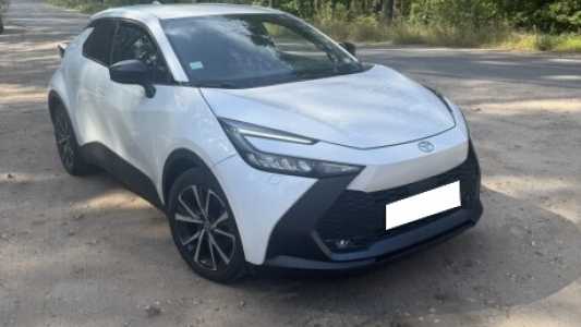 Toyota C-HR II, 2024, пробег 16500 км
