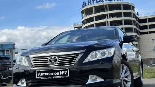 Toyota Camry XV50, 2014, пробег 185000 км