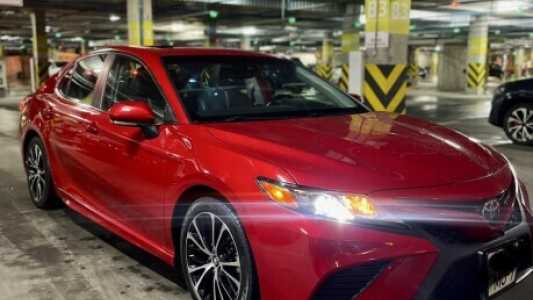 Toyota Camry XV70, 2018, пробег 100000 км