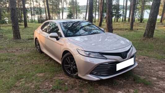 Toyota Camry XV70, 2019, пробег 123000 км Toyota Camry XV70, 2019, пробег 123000 км