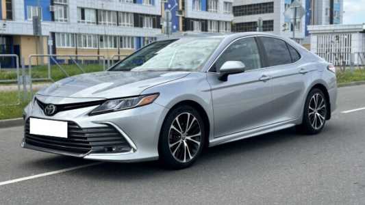 Toyota Camry XV70, 2020, пробег 135000 км Toyota Camry XV70, 2020, пробег 135000 км