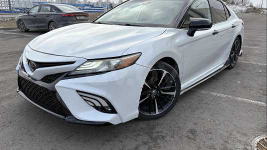 Toyota Camry XV70