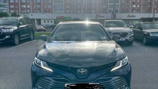 Toyota Camry XV70