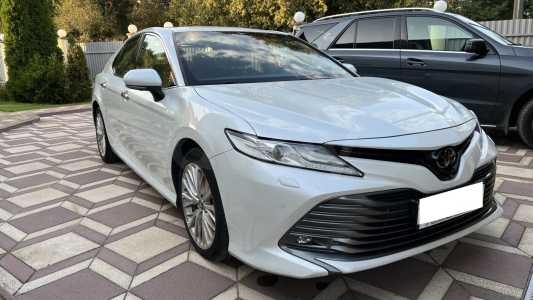 Toyota Camry XV70