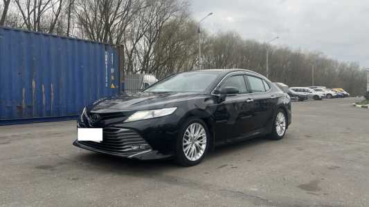 Toyota Camry XV70