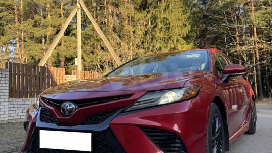Toyota Camry XV70