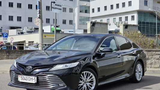 Toyota Camry XV70