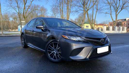 Toyota Camry XV70