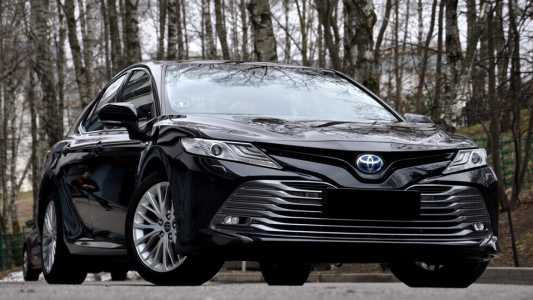 Toyota Camry XV70