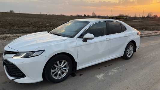 Toyota Camry XV70
