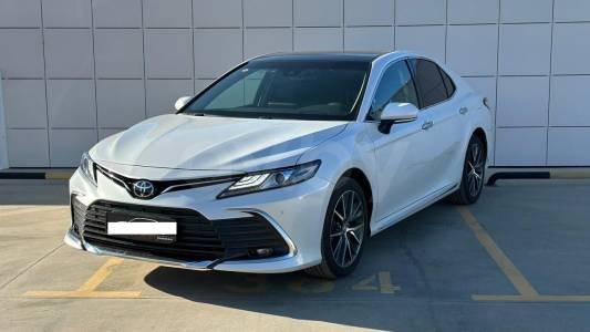 Toyota Camry XV70 Рестайлинг