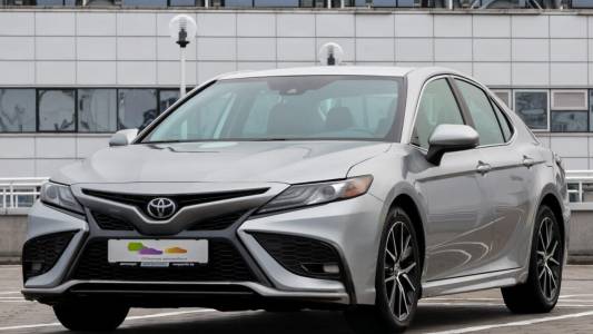 Toyota Camry XV70 Рестайлинг