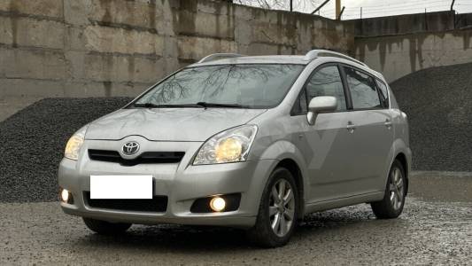 Toyota Corolla Verso II (AR10) Рестайлинг