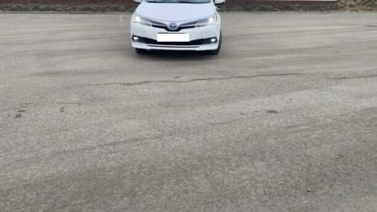 Toyota Corolla XI (E170) Рестайлинг, 2019, пробег 75000 км Toyota Corolla XI (E170) Рестайлинг, 2019, пробег 75000 км