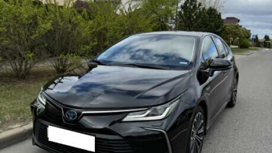 Toyota Corolla XII (E210), 2019, пробег 130000 км Toyota Corolla XII (E210), 2019, пробег 130000 км