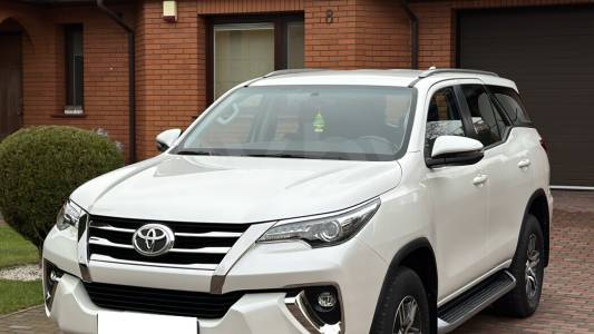 Toyota Fortuner II 