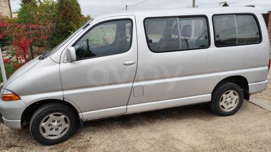 Toyota Hiace IV (H100)