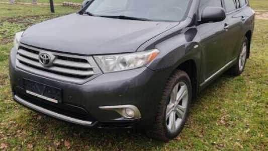 Toyota Highlander II (XU40)  Рестайлинг, 2012, пробег 197000 км