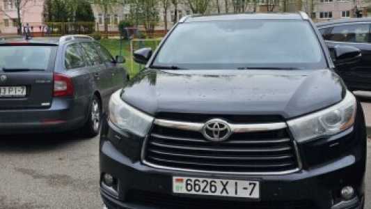 Toyota Highlander III (XU50), 2015, пробег 240000 км Toyota Highlander III (XU50), 2015, пробег 240000 км