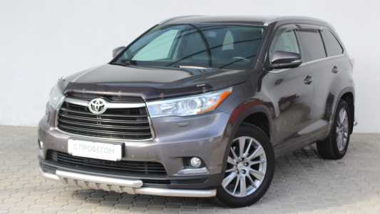 Toyota Highlander III (XU50)