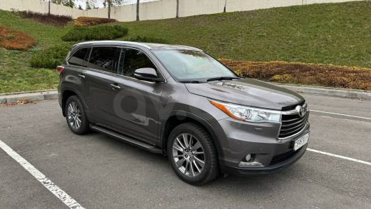 Toyota Highlander III (XU50)