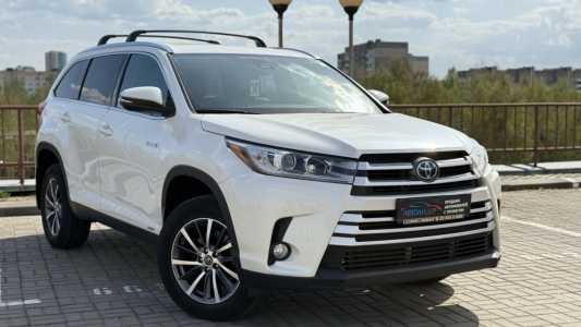 Toyota Highlander III (XU50) Рестайлинг Toyota Highlander III (XU50) Рестайлинг