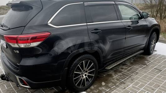 Toyota Highlander III (XU50) Рестайлинг