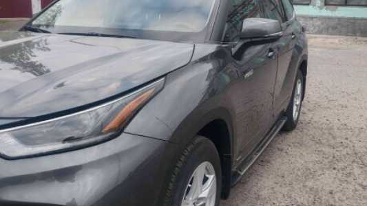 Toyota Highlander IV (XU70), 2021, пробег 9000 км Toyota Highlander IV (XU70), 2021, пробег 9000 км