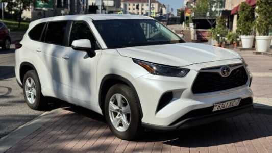 Toyota Highlander IV (XU70), 2023, пробег 42000 км