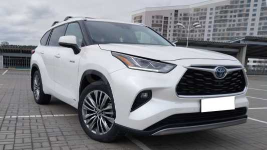 Toyota Highlander IV (XU70) Toyota Highlander IV (XU70)