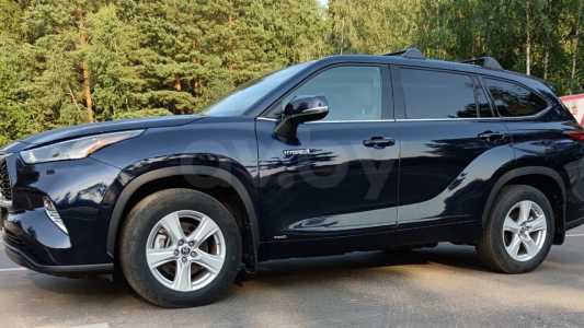 Toyota Highlander IV (XU70) Toyota Highlander IV (XU70)