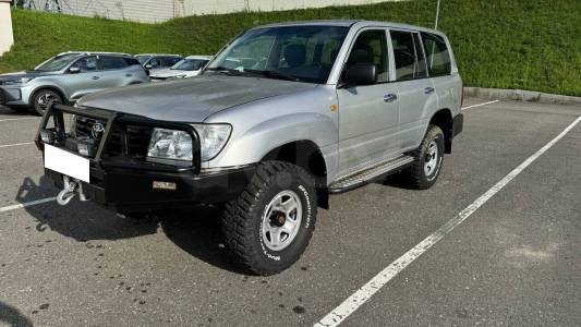 Toyota Land Cruiser J100 Рестайлинг