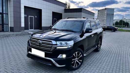 Toyota Land Cruiser J200 2-й рестайлинг, 2017, пробег 136000 км Toyota Land Cruiser J200 2-й рестайлинг, 2017, пробег 136000 км