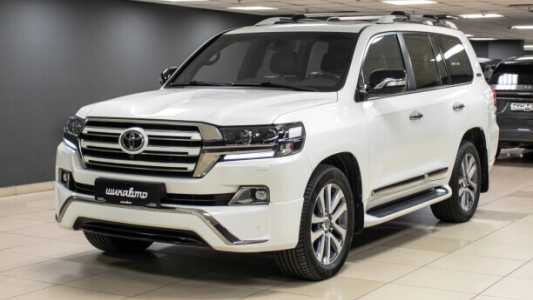 Toyota Land Cruiser J200 2-й рестайлинг, 2017, пробег 200195 км Toyota Land Cruiser J200 2-й рестайлинг, 2017, пробег 200195 км