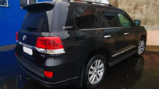 Toyota Land Cruiser J200  2-й рестайлинг, 2017, пробег 204000 км