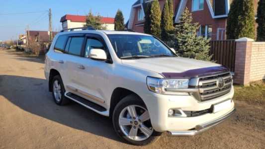 Toyota Land Cruiser J200 2-й рестайлинг, 2017, пробег 261000 км Toyota Land Cruiser J200 2-й рестайлинг, 2017, пробег 261000 км
