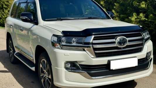 Toyota Land Cruiser J200 2-й рестайлинг, 2020, пробег 131000 км Toyota Land Cruiser J200 2-й рестайлинг, 2020, пробег 131000 км